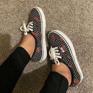 Vans tiger + flower print